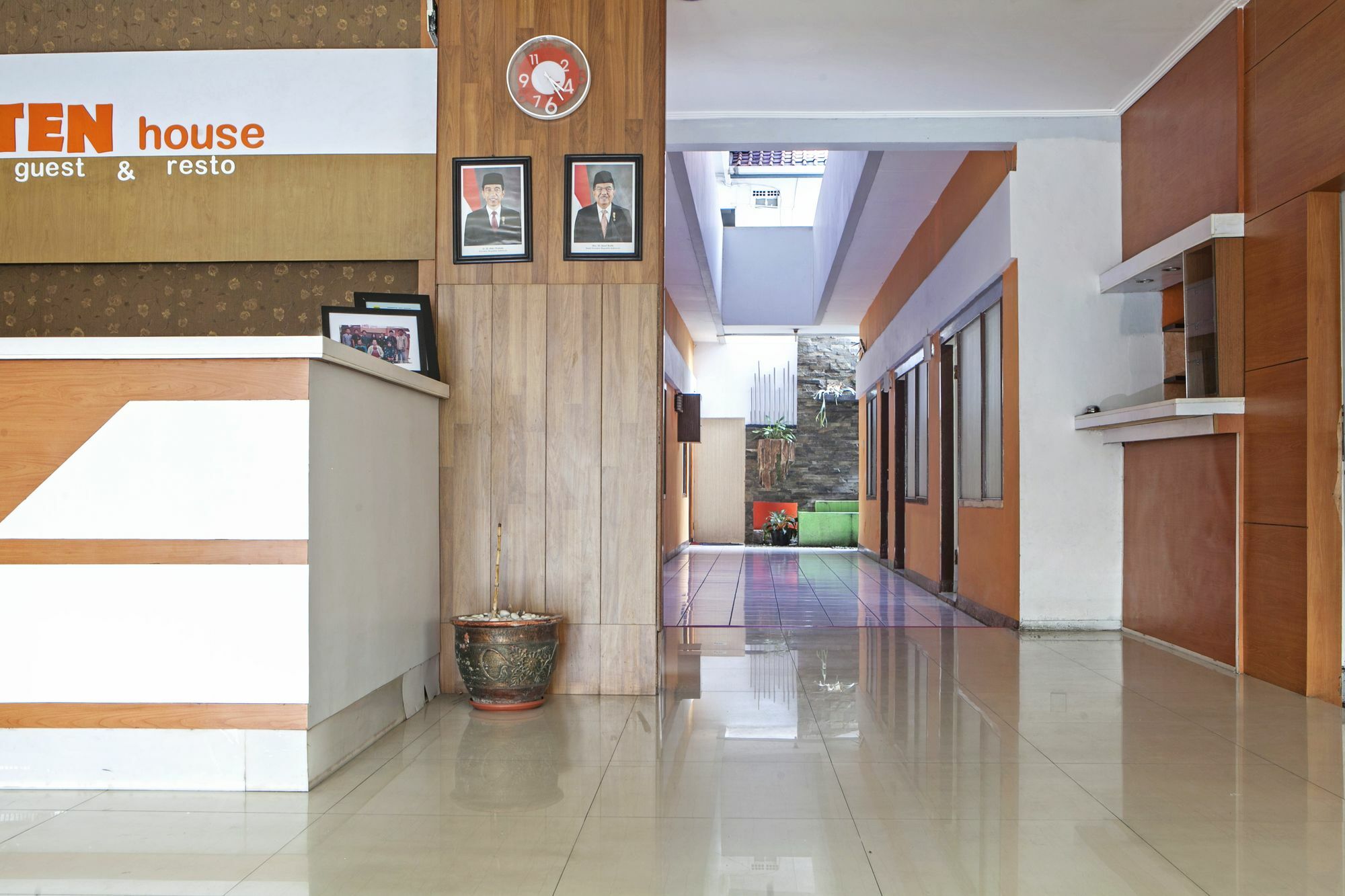 Reddoorz Syariah Near Btc Fashion Mall Bandung Exterior foto